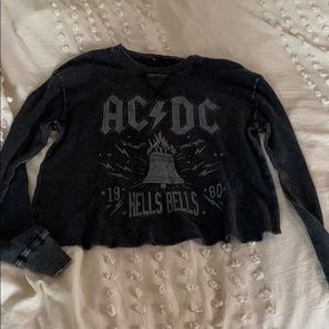 Black long sleeve - waffle material